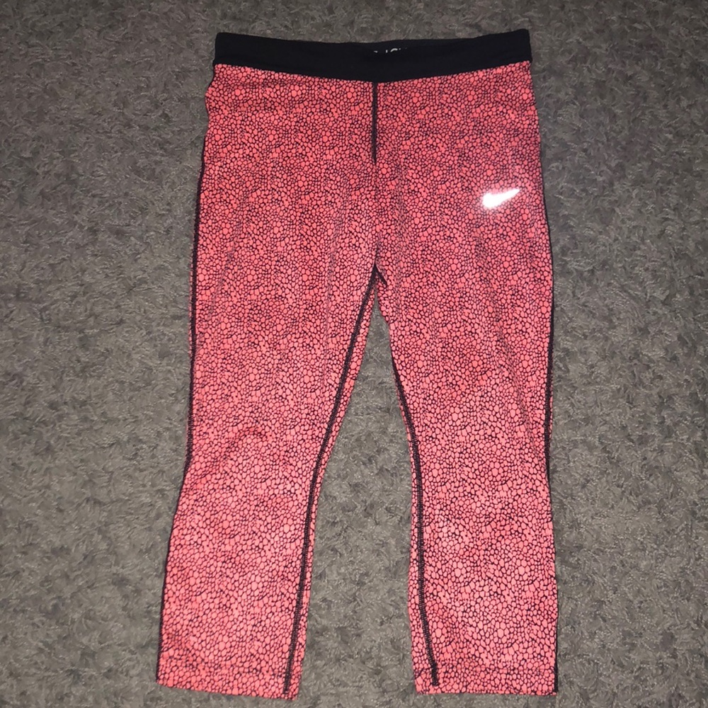 Nike Dri-Fit spandex capris size medium